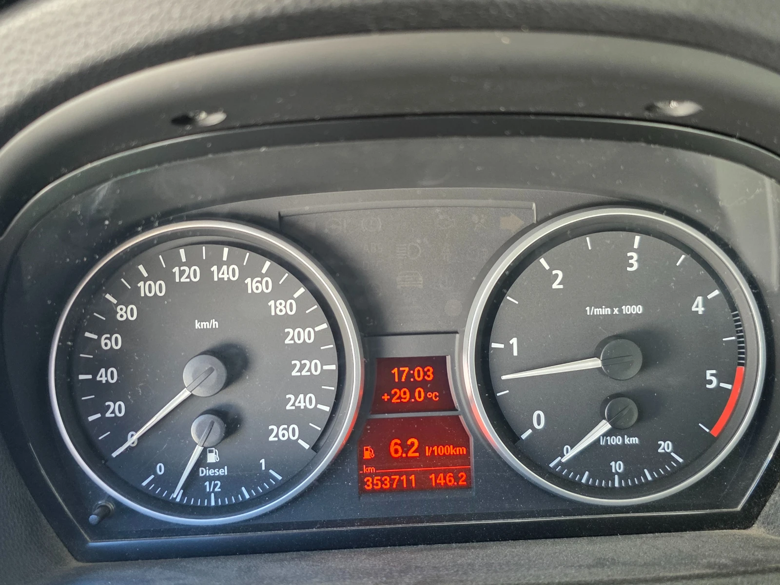 BMW 330, снимка 11 - Автомобили и джипове - 55619085