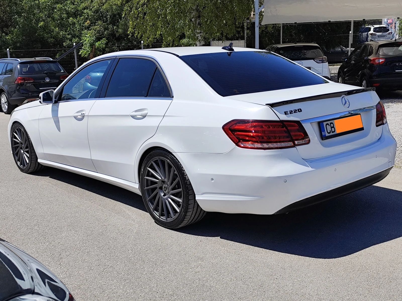 Mercedes-Benz E 220 CDi* 170к.с.* АВТОМАТИК* LED* КОЖА* FACELIFT* , снимка 6 - Автомобили и джипове - 55723462