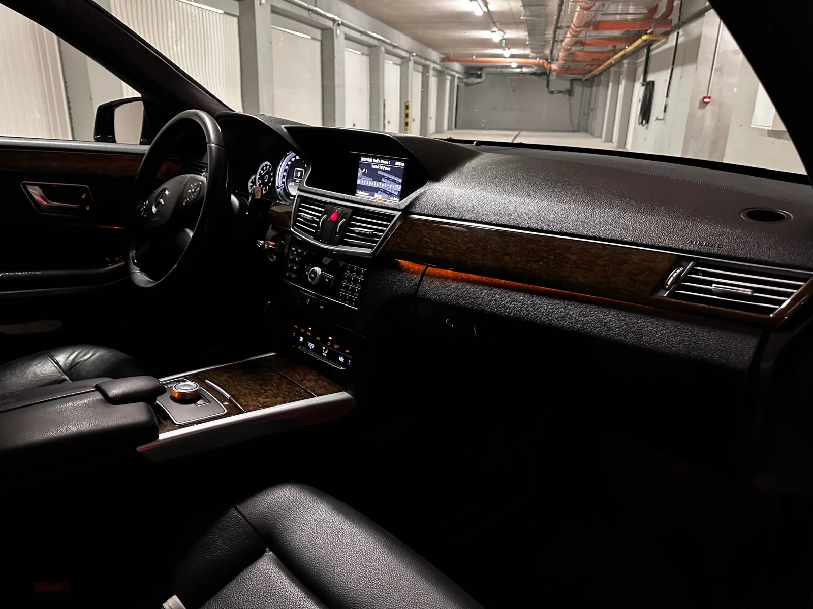 Mercedes-Benz E 200 BlueEFFICIENCY 2.2CDI, снимка 12 - Автомобили и джипове - 55931438