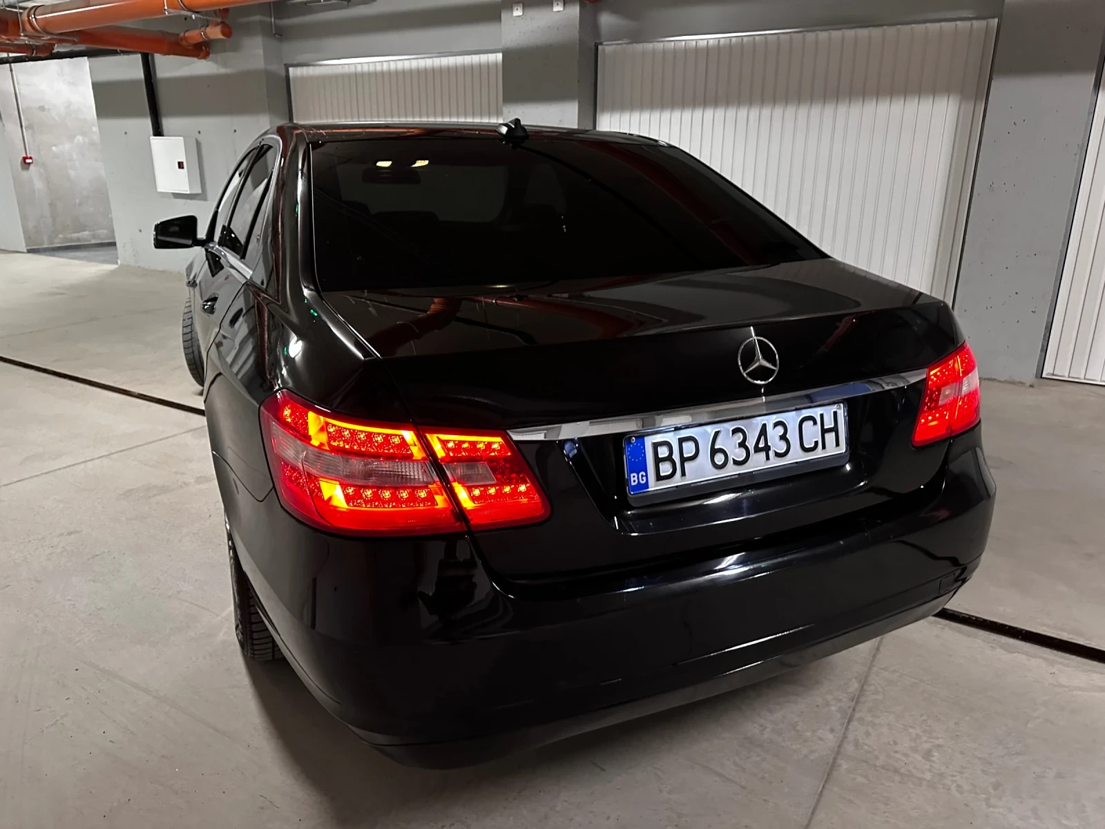 Mercedes-Benz E 200 BlueEFFICIENCY 2.2CDI, снимка 6 - Автомобили и джипове - 55931438