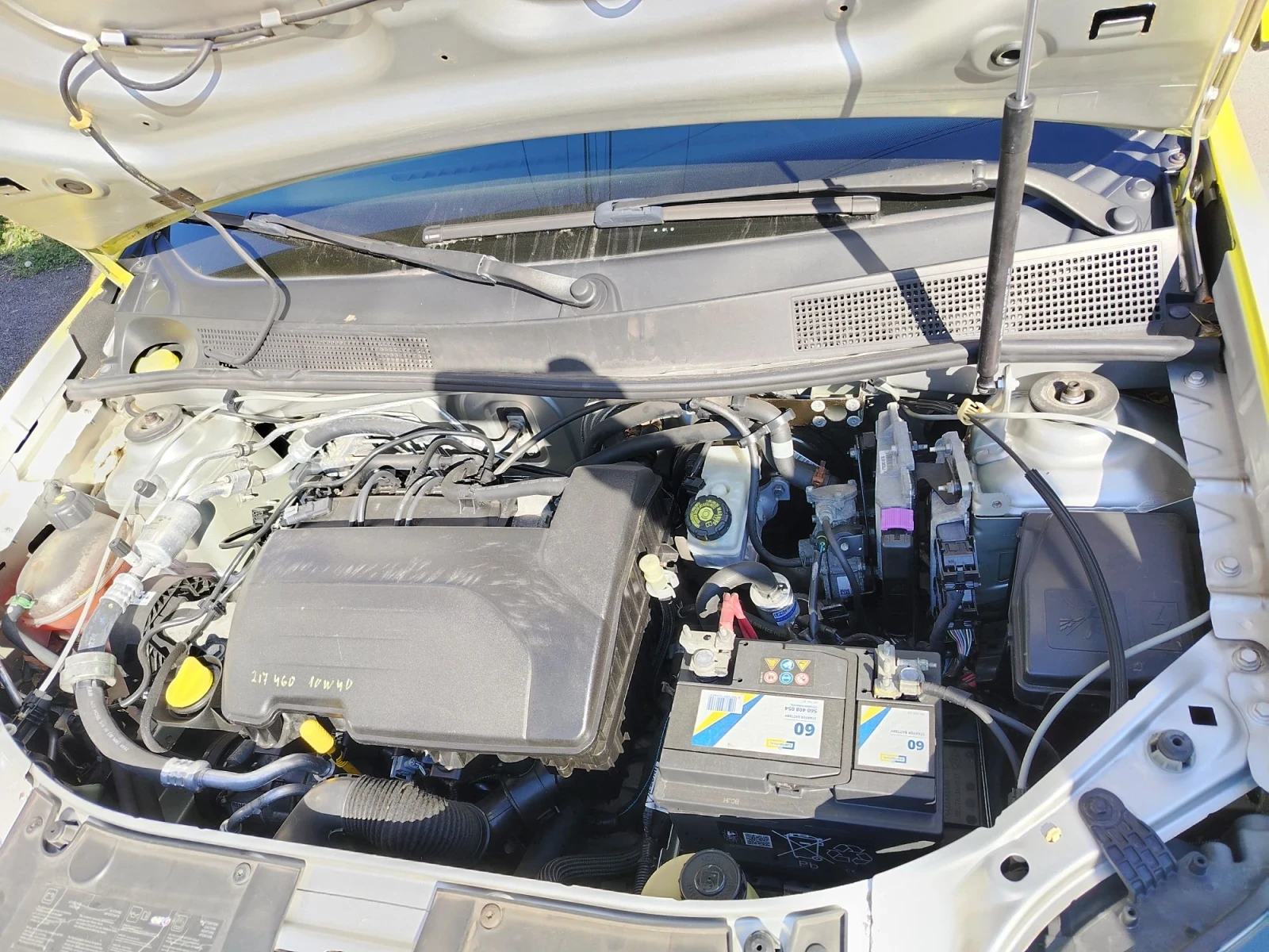 Dacia Logan 1.2 16v-75кс., снимка 3 - Автомобили и джипове - 56369764