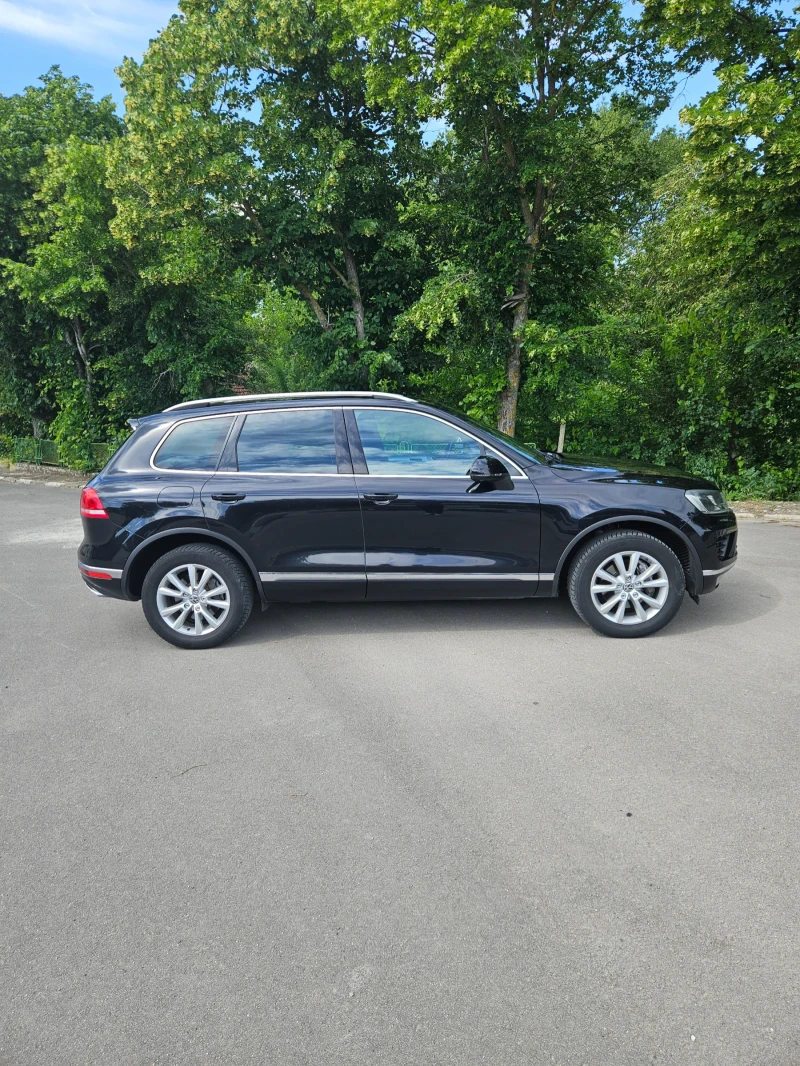 VW Touareg, снимка 3 - Автомобили и джипове - 48070880