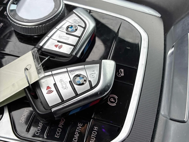 BMW X6 * M50I * CARFAX * БЕЗ ПЪРВОНАЧАЛНА ВНОСКА, снимка 11 - Автомобили и джипове - 53187730