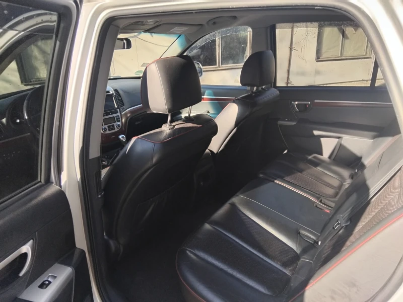 Hyundai Santa fe 2.7 V6 ГАЗ/бензин , снимка 10 - Автомобили и джипове - 53294138