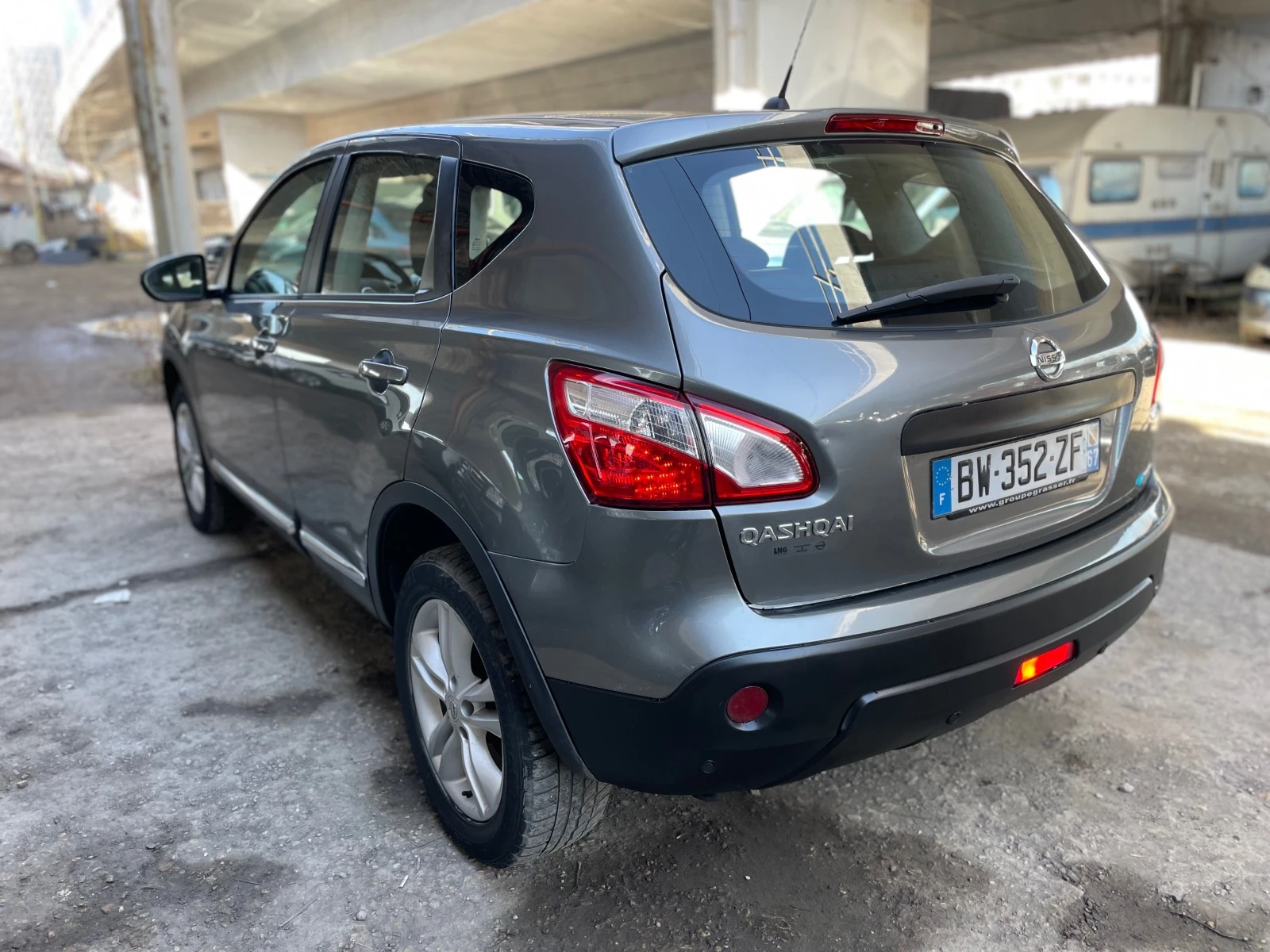 Nissan Qashqai 1.5dCI-FACE-2013-6ск - изображение 8