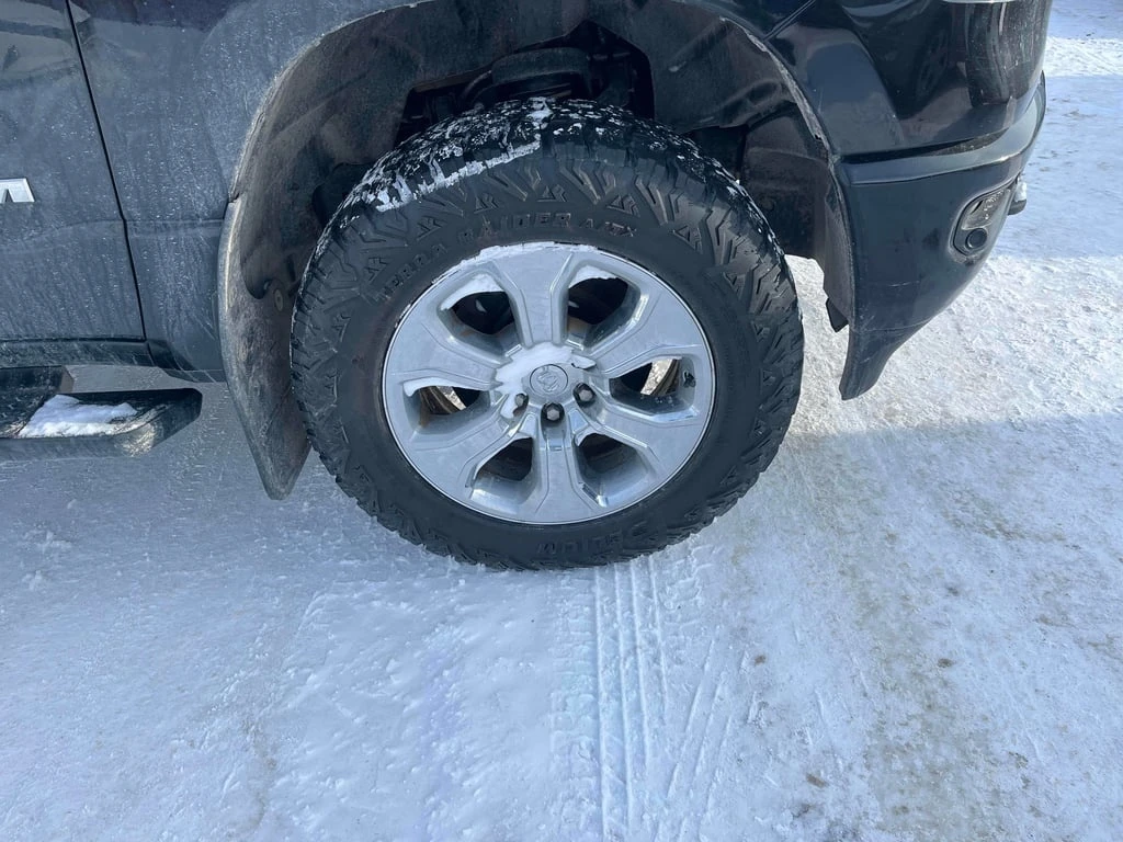 Dodge RAM 1500 * Big Horn * CARFAX * БЕЗ ПЪРВОНАЧАЛНА ВНОСКА - изображение 7