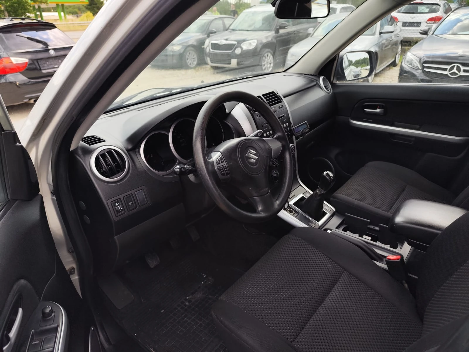 Suzuki Grand vitara 1.9 ����� 4�4 | Mobile.bg � ����������� 10
