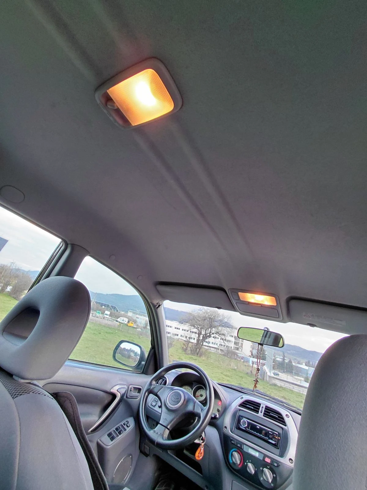 Toyota Rav4 | Mobile.bg � ����������� 5