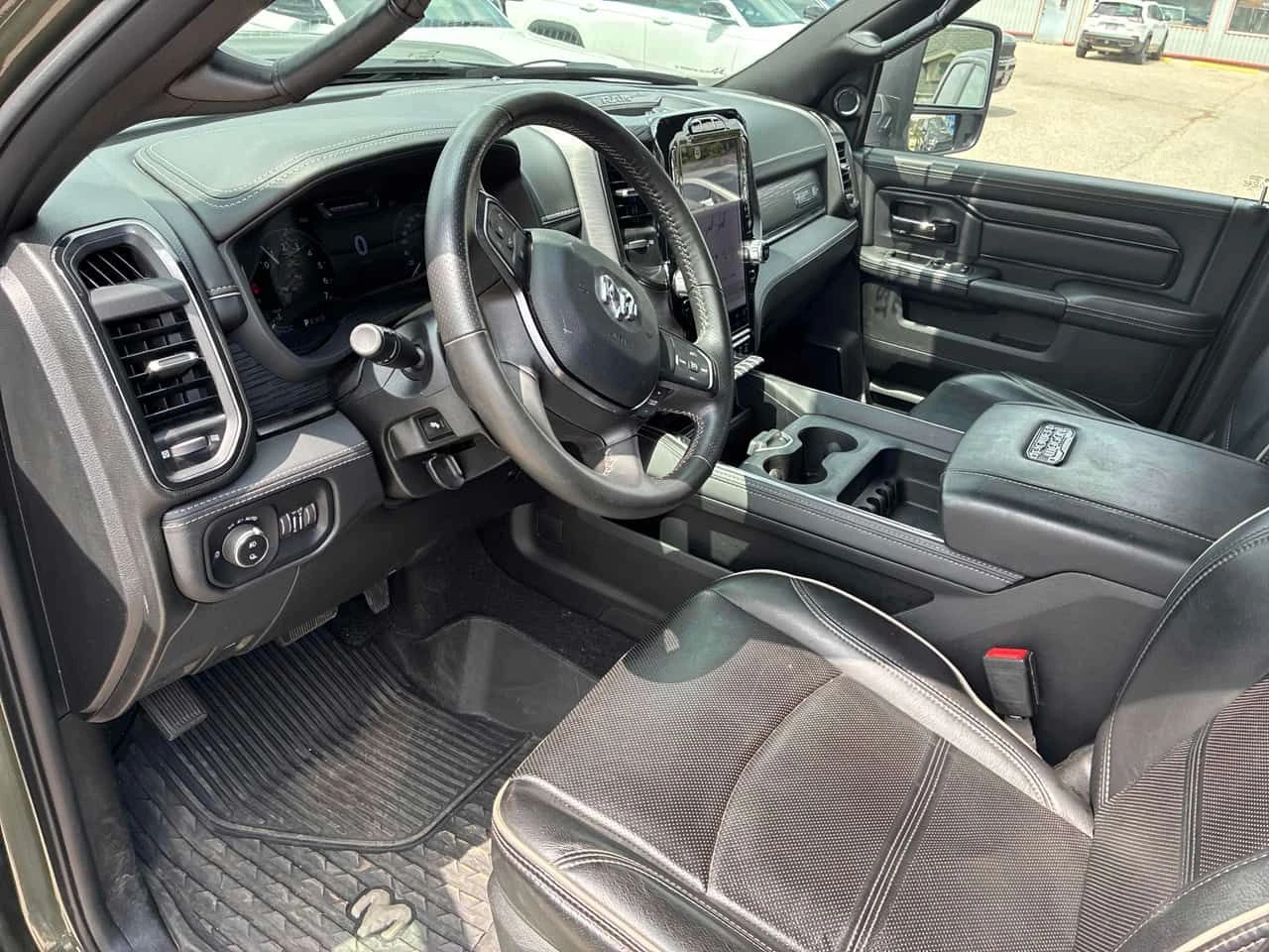 Dodge RAM 2500 Power Wagon | CARFAX | ПОДГРЕВ | ГОЛЯМА НАВИГАЦИЯ, снимка 5 - Автомобили и джипове - 54652784