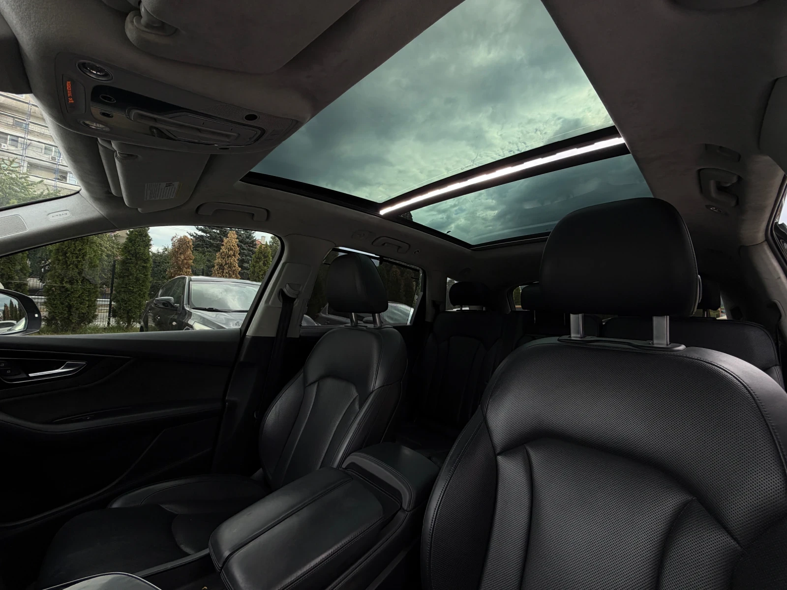 Audi Q7, снимка 9 - Автомобили и джипове - 56304429