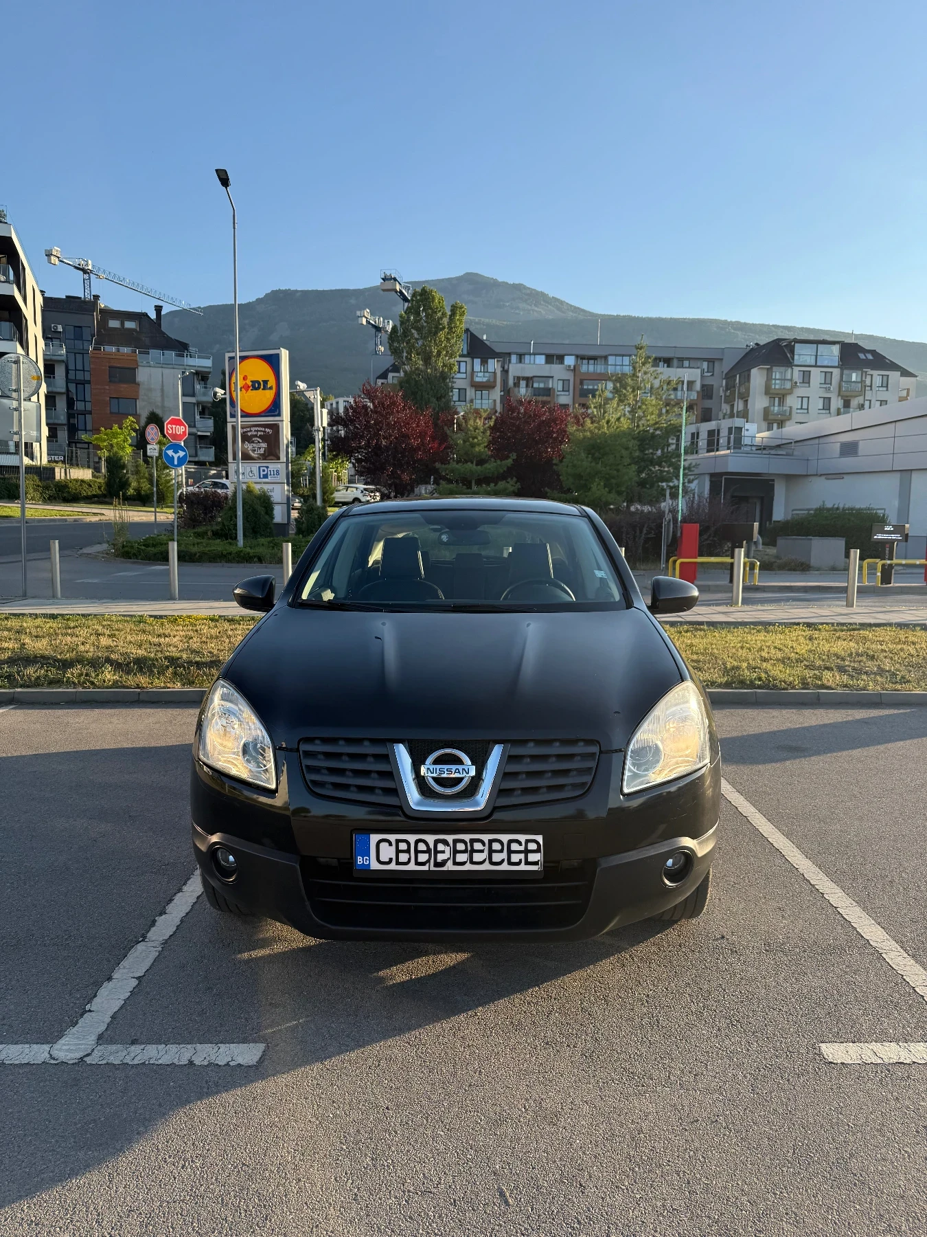Nissan Qashqai J10 TEKNA 2.0dci AWD, снимка 8 - Автомобили и джипове - 56332266