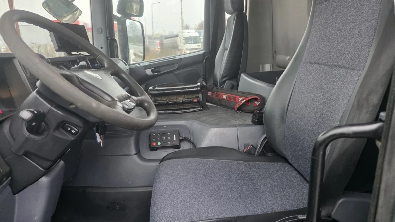 Scania P 380 EURO 4 Кран HIAB 166-E HIDUO 8X4, снимка 13 - Камиони - 52659838