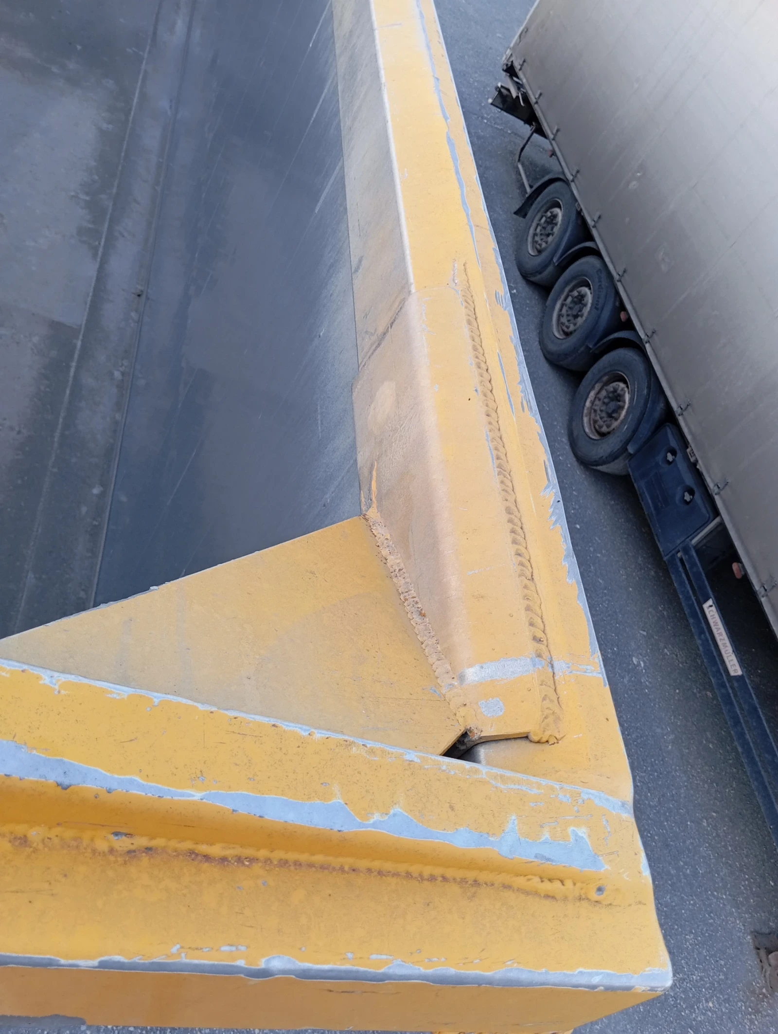 ����������� Benalu KEMPF 57 ���. | Mobile.bg � ����������� 7