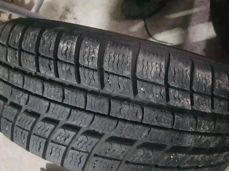 Гуми с джанти Marix 205/60R15, снимка 3 - Гуми и джанти - 44970865