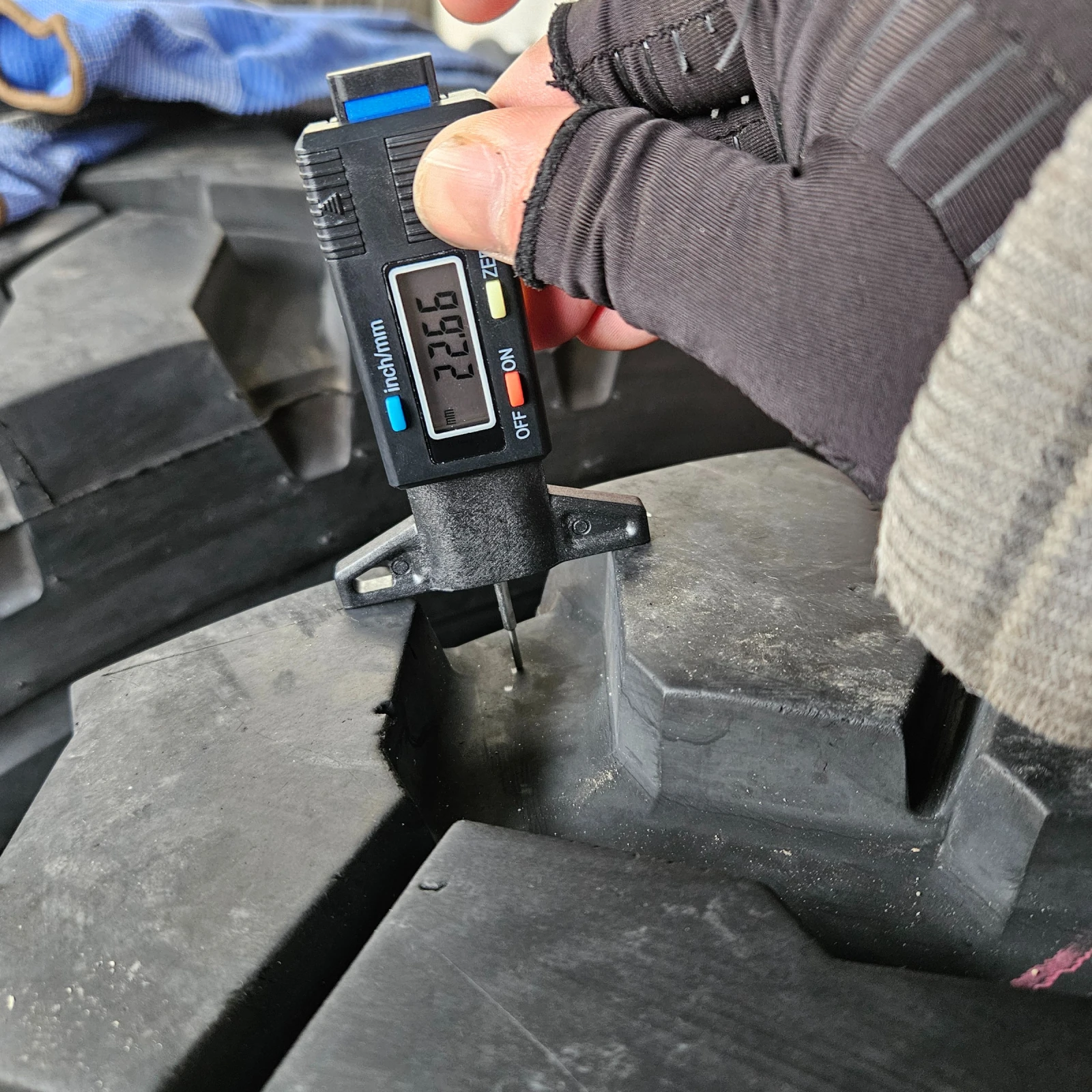 ���� 395/85R20 | Mobile.bg � ����������� 6