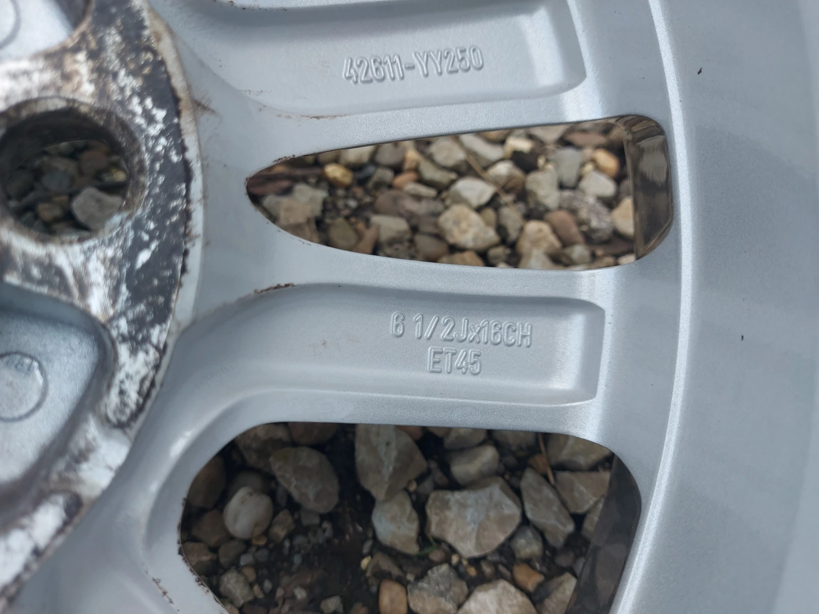 Джанти за Toyota Auris, снимка 9 - Гуми и джанти - 53742220