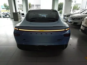 Xpeng P7 P7i 610 Peng Wing Performance Edition, снимка 6