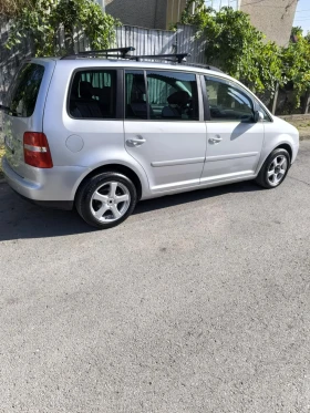 VW Touran . - 2600 € / 5085.16 лв. - 24107399 4