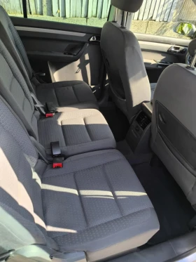 VW Touran . - 2600 € / 5085.16 лв. - 24107399 6