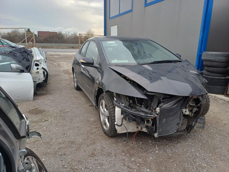 Honda Civic 1.3на части, снимка 1 - Автомобили и джипове - 47603836