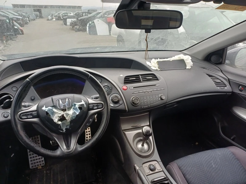 Honda Civic 1.3на части, снимка 5 - Автомобили и джипове - 47603836