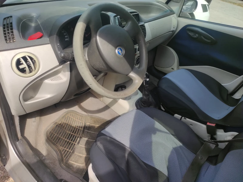 Fiat Punto 1.3d всичко платено, снимка 5 - Автомобили и джипове - 47341585