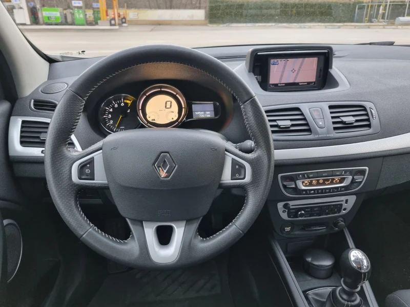 Renault Megane 1.4T ШВЕЙЦАРИЯ, снимка 10 - Автомобили и джипове - 48330139