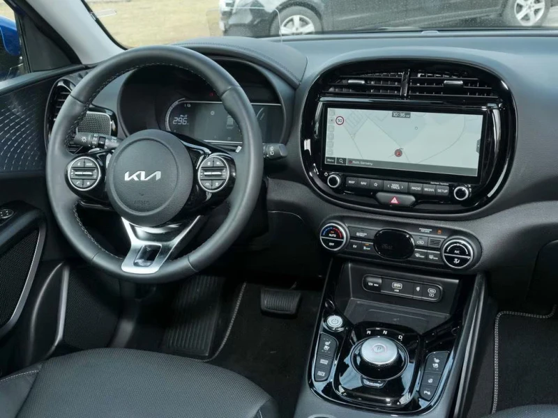 Kia Soul INSPIRATION/204HP/DIGITAL/HUD/CARPLAY/HPUMP/447f, снимка 6 - Автомобили и джипове - 51106473