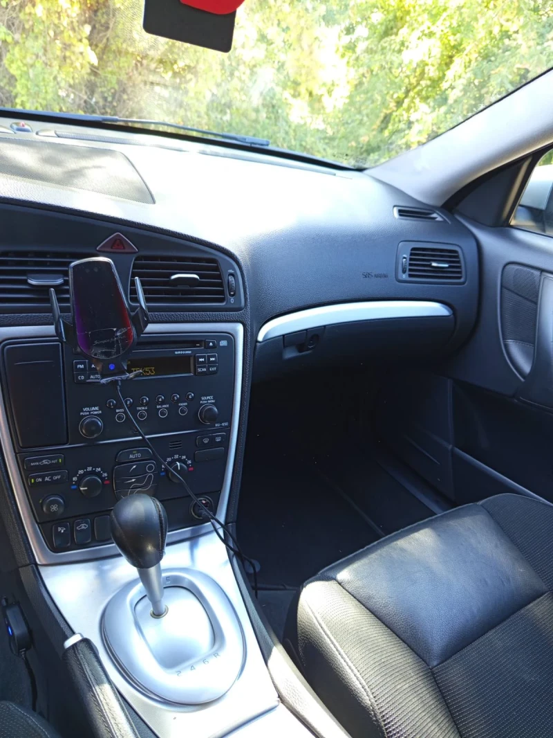 Volvo S60 D5, снимка 8 - Автомобили и джипове - 51735286