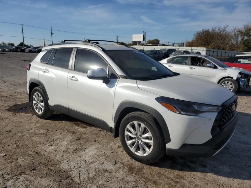 Toyota Corolla Cross LE, снимка 4 - Автомобили и джипове - 53099814