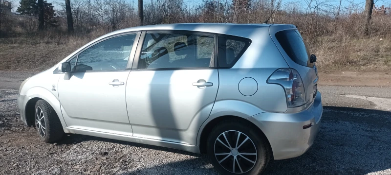 Toyota Corolla verso, снимка 2 - Автомобили и джипове - 53256202