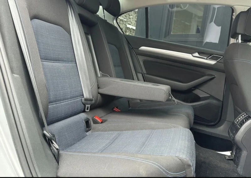 VW Passat GTE 1.4 Hybrid  DSG, снимка 13 - Автомобили и джипове - 53341977
