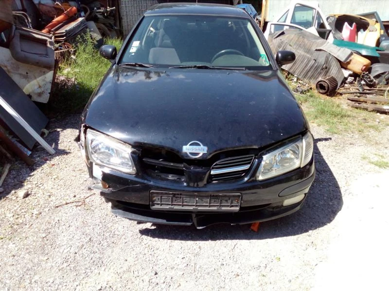 Nissan Almera 1.8i газ инжекцион, снимка 11 - Автомобили и джипове - 22344815