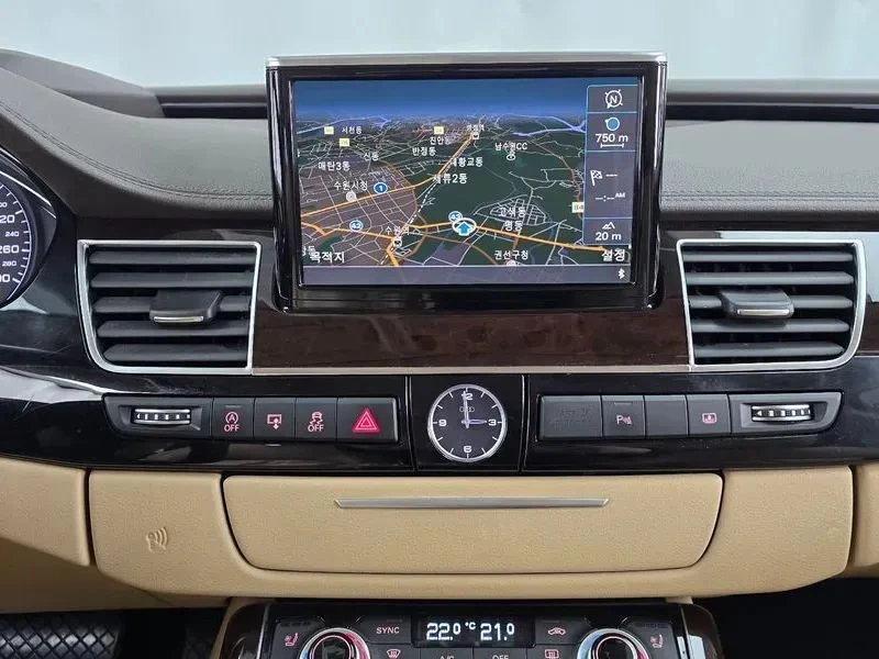 Audi A8 3.0, снимка 9 - Автомобили и джипове - 53345033