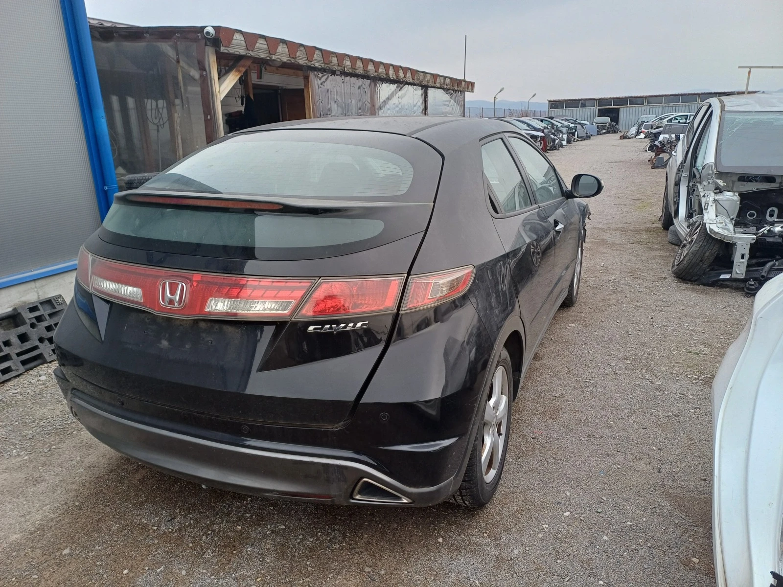 Honda Civic 1.3на части - изображение 4