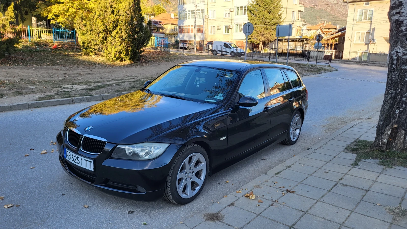 BMW 320  - изображение 4