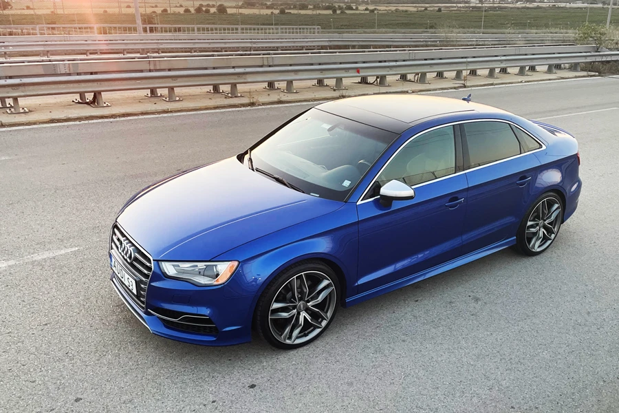 Audi S3 sedan, Audi Exclusive Sepang Blue Pearl - изображение 9