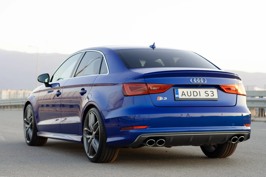 Audi S3 sedan, Audi Exclusive Sepang Blue Pearl - изображение 6