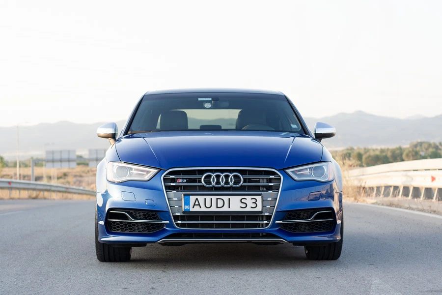 Audi S3 sedan, Audi Exclusive Sepang Blue Pearl - изображение 2