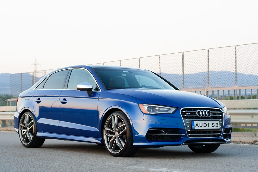 Audi S3 sedan, Audi Exclusive Sepang Blue Pearl - изображение 7