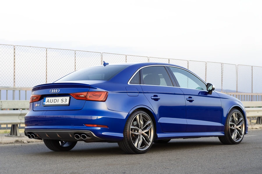 Audi S3 sedan, Audi Exclusive Sepang Blue Pearl - изображение 8