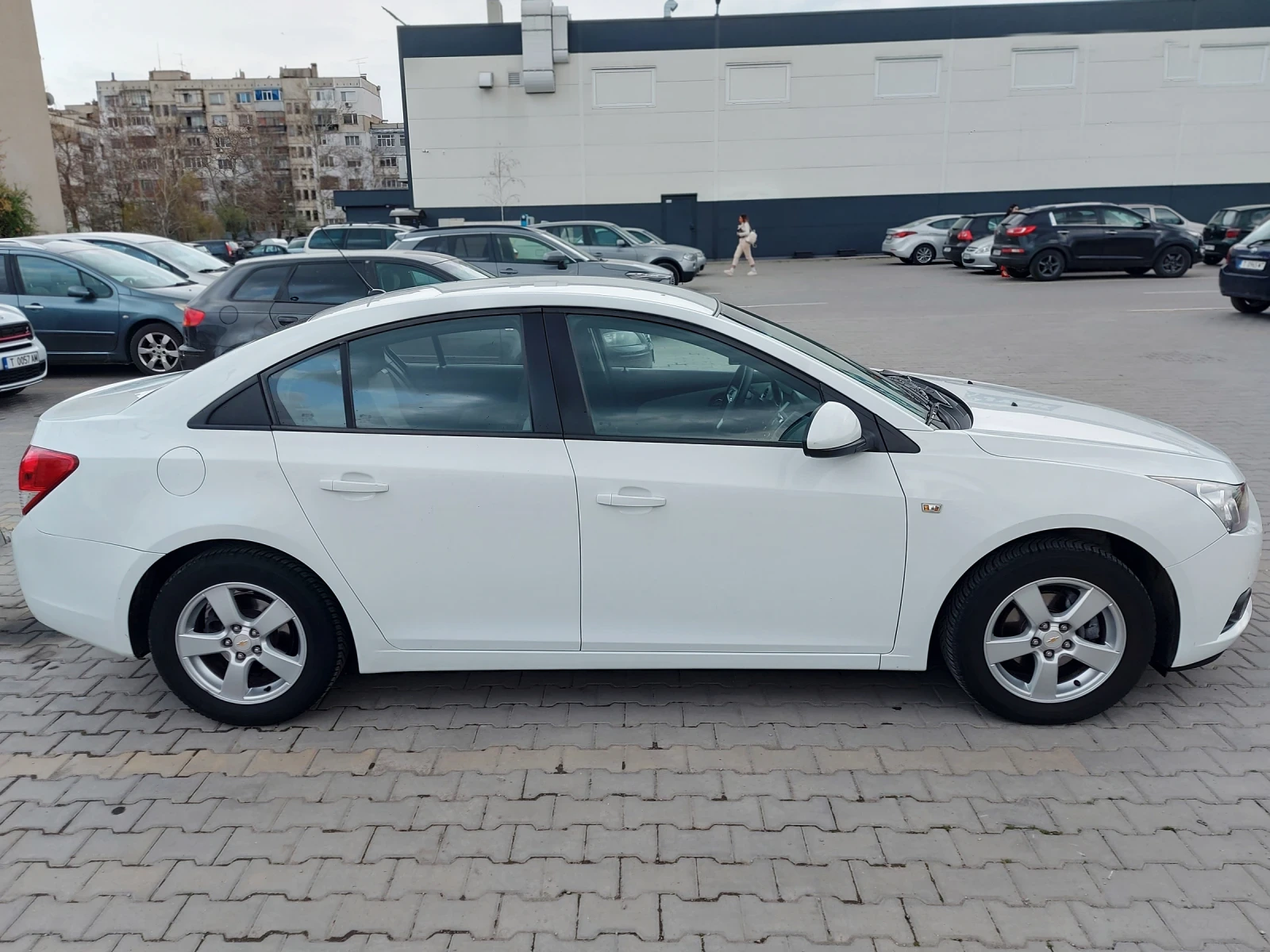 Chevrolet Cruze 1.8 LS 141hp BRC - изображение 5