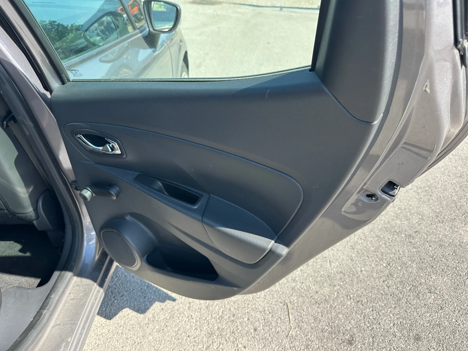 Renault Clio 1.5 DCi - изображение 9