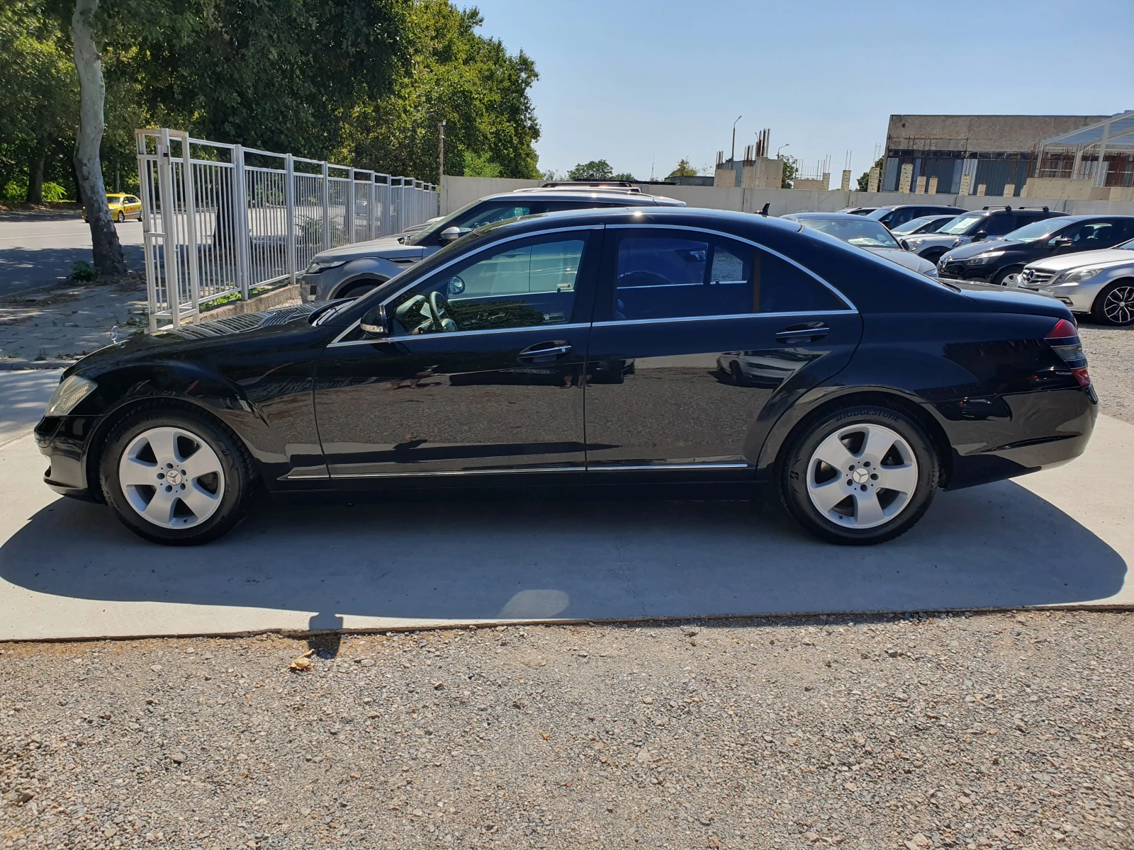 Mercedes-Benz S 320 3.0/235 kc - изображение 4