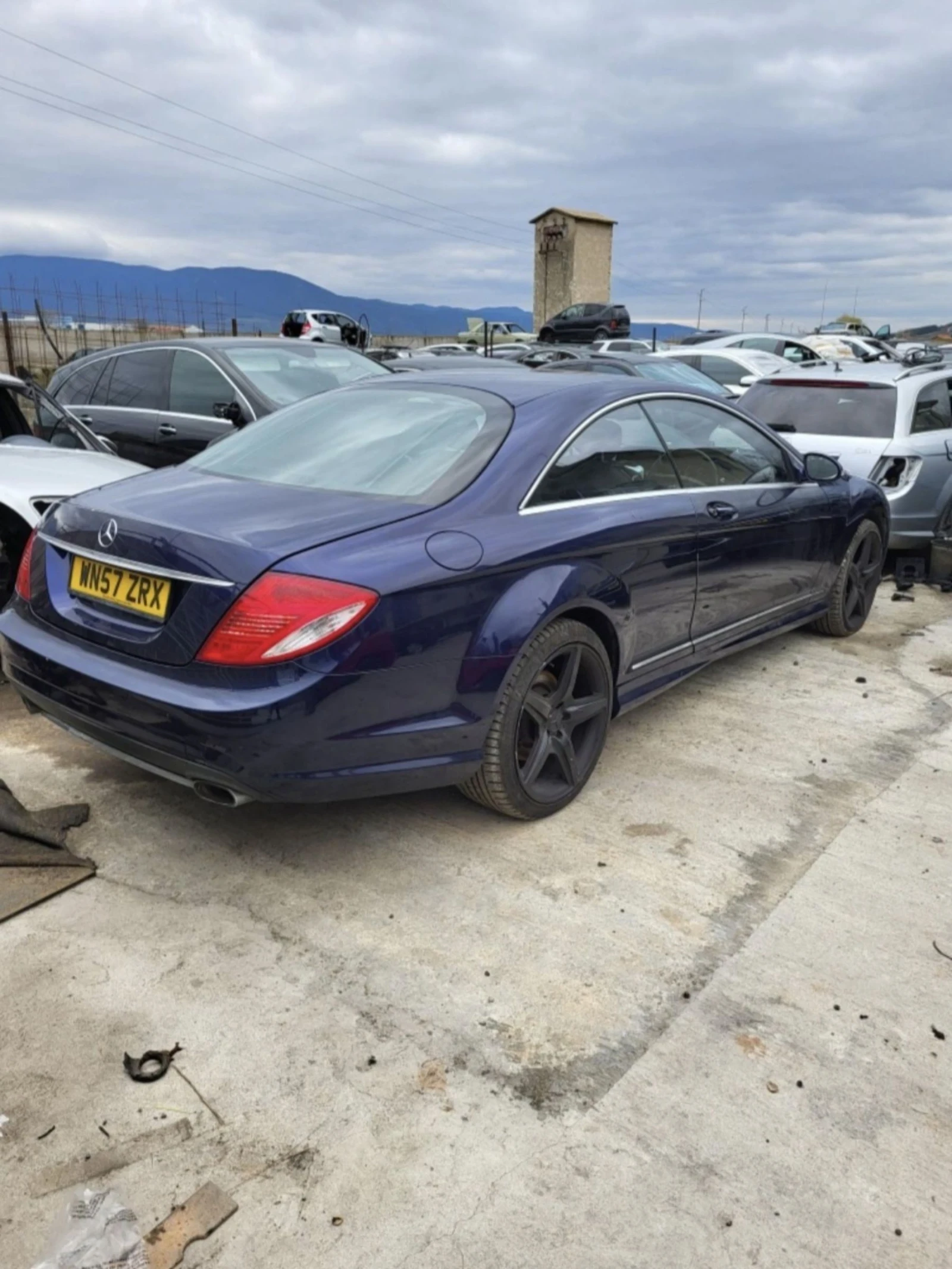 Mercedes-Benz CL 500  - изображение 2