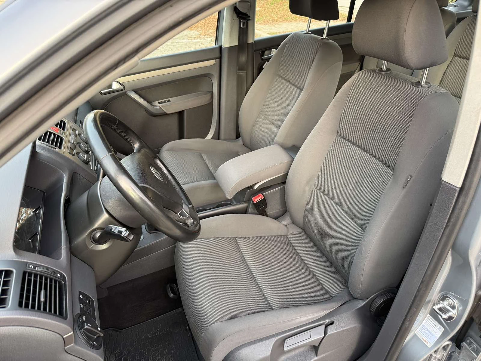 VW Touran EcoFuel - изображение 5