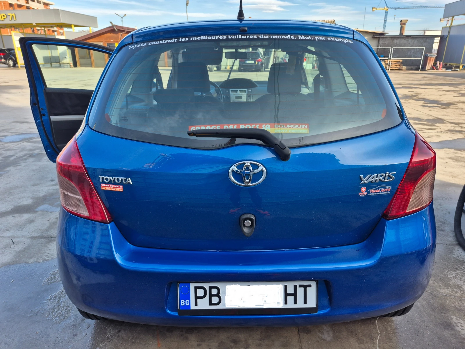 Toyota Yaris  - изображение 2