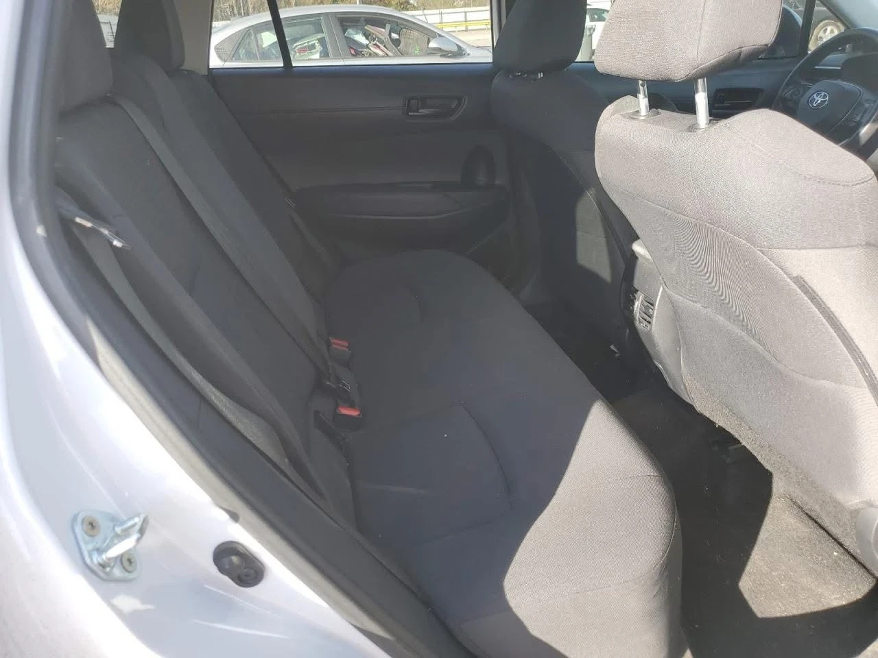 Toyota Corolla Cross LE - изображение 10