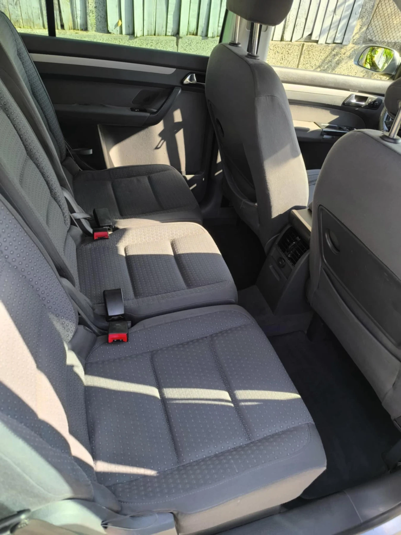 VW Touran . - изображение 6