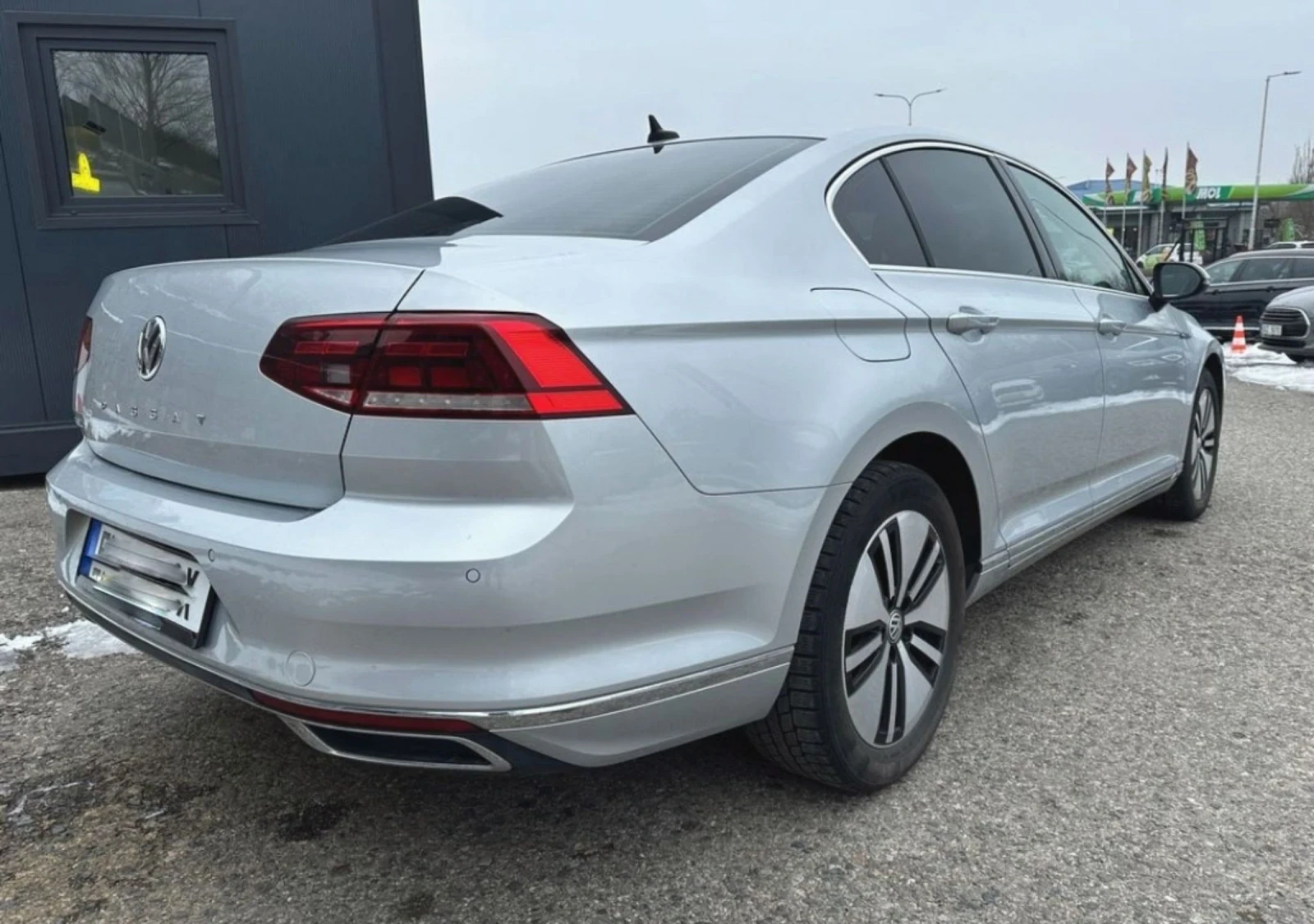 VW Passat GTE 1.4 Hybrid  DSG - изображение 6
